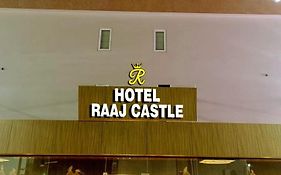Hotel Raaj Castle